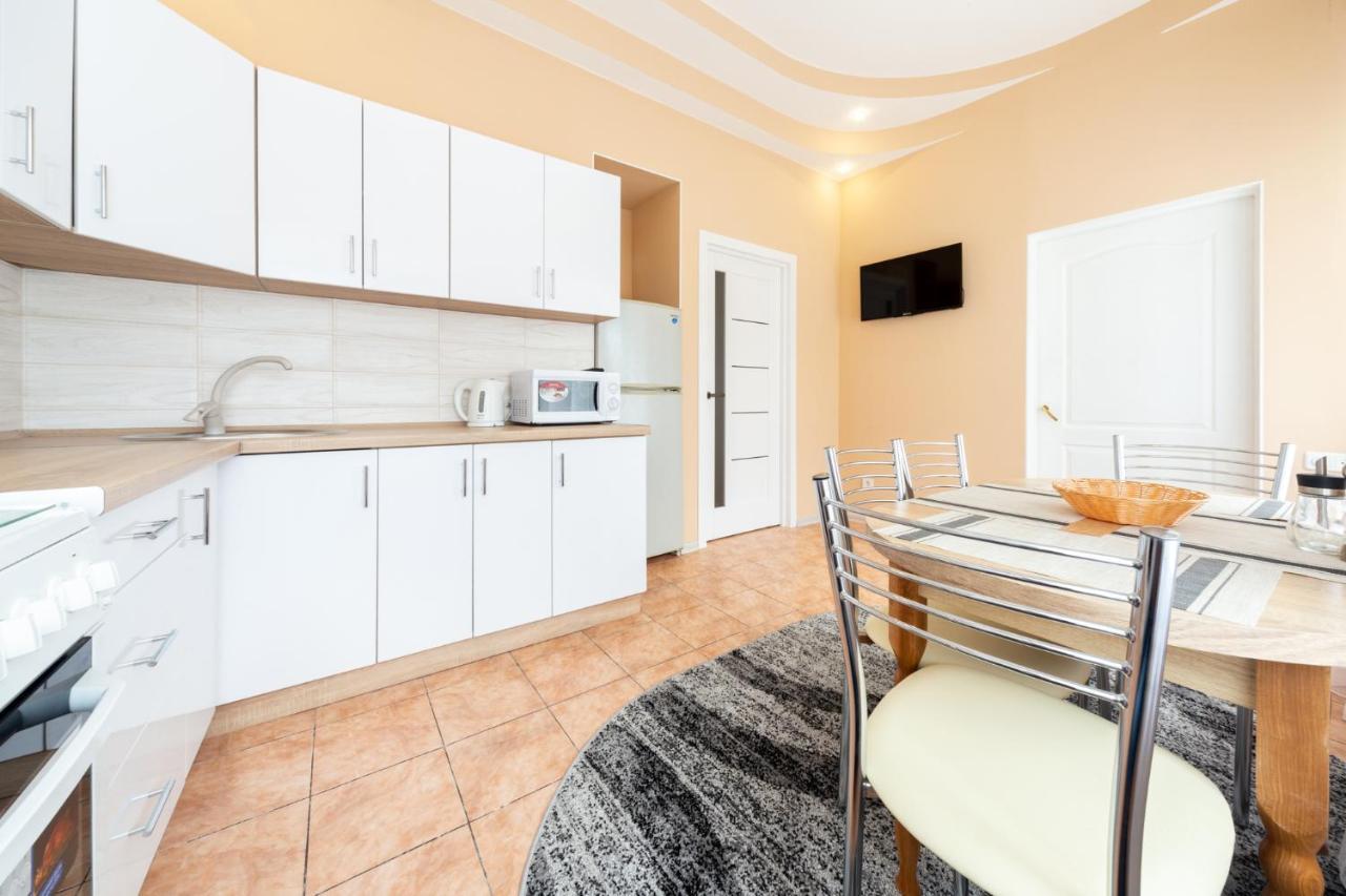 Apartment Center Of Одеса Екстериор снимка
